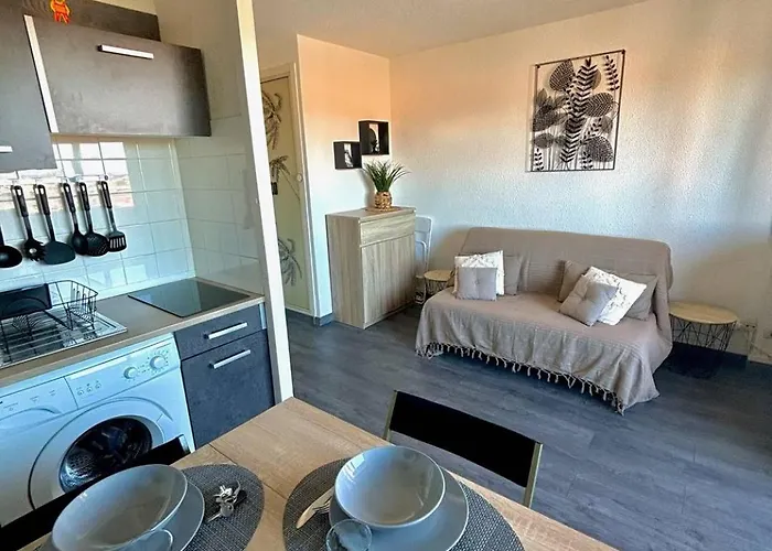 Cosy A Deux Pas De La 2lamp36 Apartment